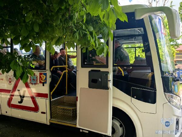 Желающих получить профессию водителя пассажирского автобуса становится больше – к обучению в РУТТЦ приступила новая группа водителей