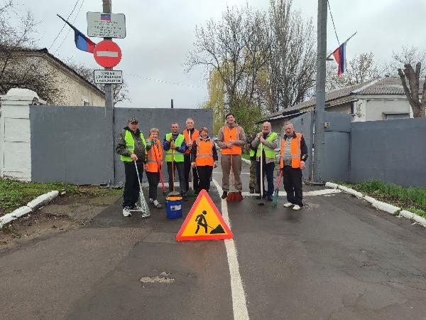 Общереспубликанский субботник прошел в "Администрации морского порта  Мариуполя" и ГУП ДНР СМЭО