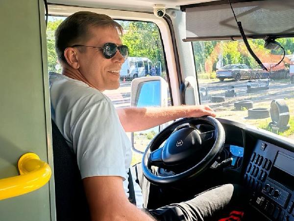 Более 300 вакантных мест для водителей общественного транспорта предлагают в ДНР муниципальные предприятия
