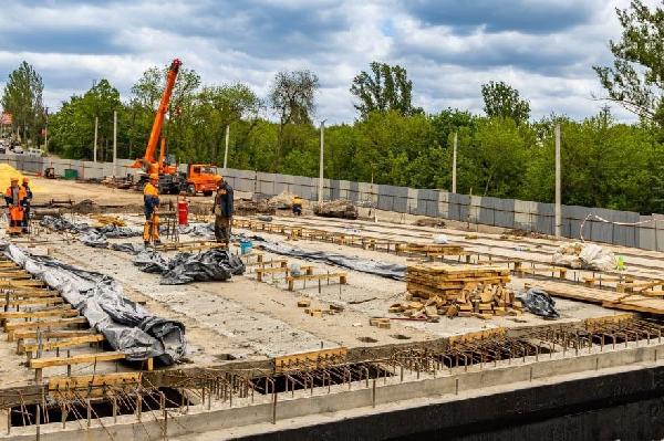  Готовность моста через реку Грузскую составляет свыше 60%