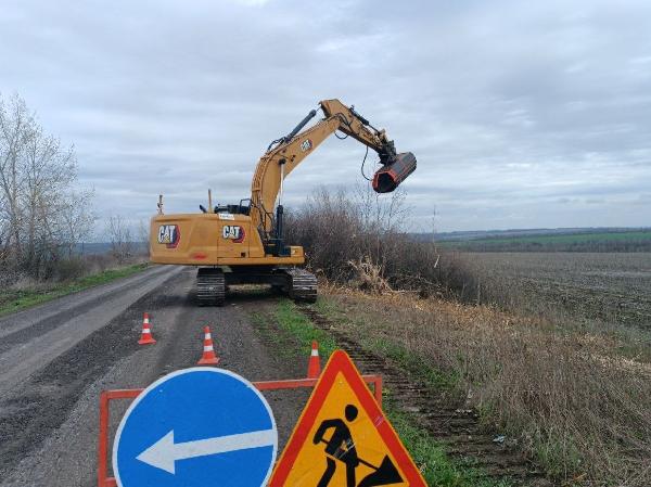 Дорожники приступили к фрезерованию автомобильной дороги Трепельное - /21К-08/ в Амвросиевском муниципальном округе