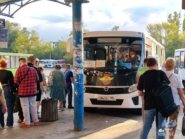 Специалисты Минтранса ДНР провели мониторинг пассажиропотока и соблюдения расписания движения на межмуниципальных маршрутах Донецка и Макеевки