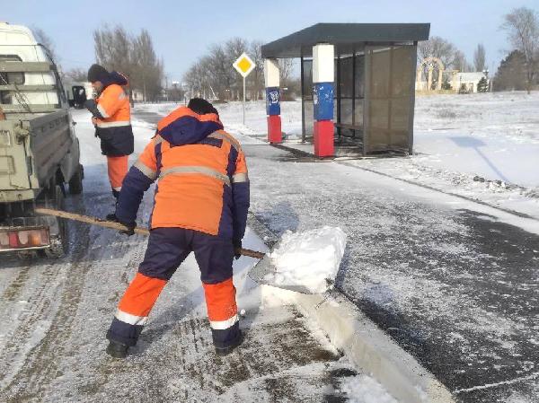Александр Бондаренко: Дорожники в круглосуточном режиме продолжают обеспечивать проездную способность автомобильных дорог общего пользования Республики