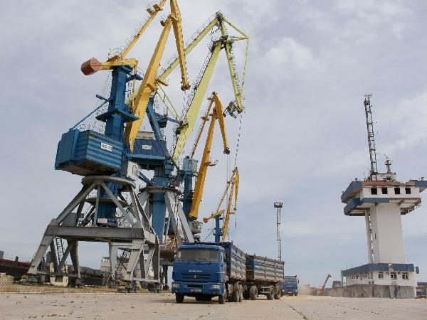 Росморречфлот намерен вывести порты исторических регионов на проектную мощность
