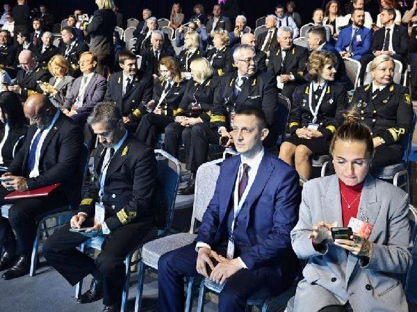 Александр Бондаренко: Принял участие в форсайт-сессии «Водный транспорт – интеграция и развитие. Трансформация водного транспорта. Новые возможности», организованной Федеральным агентством морского и речного транспорта ПАО «НМТП» в рамках Транспортной нед