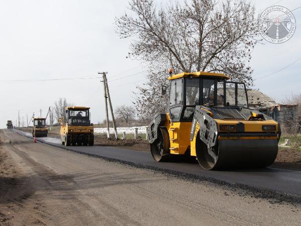  На контроле "Службы автомобильных дорог Донбасса" приведение в нормативное состояние всех запланированных на текущий год дорожных объектов