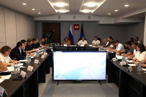 Александр Бондаренко: Принял участие в совещании, которое провёл Марат Хуснуллин в ходе рабочей поездки в ДНР