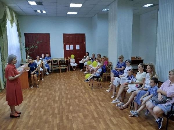 Александр Бондаренко: Возобновил работу Донецкий детский дом культуры железнодорожников