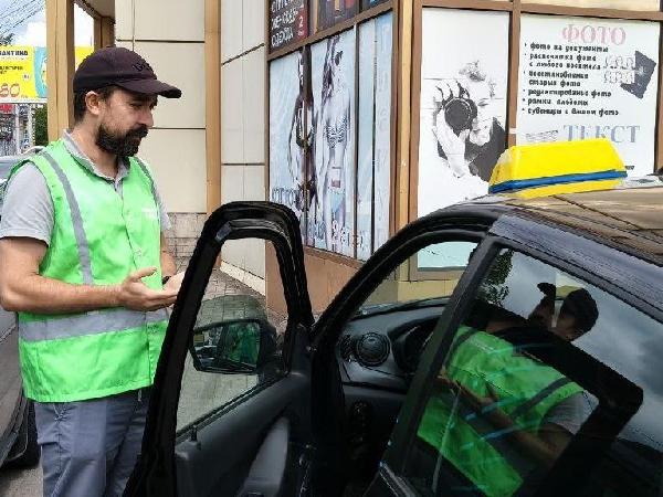 Для таксистов Макеевки провели профилактические беседы